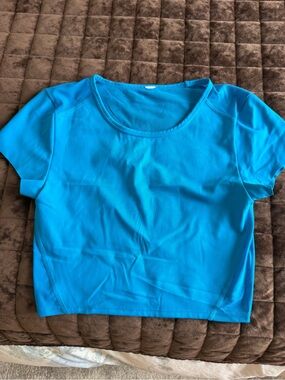 NWOT aerie Bright Blue Scoop Neck Crop Tee